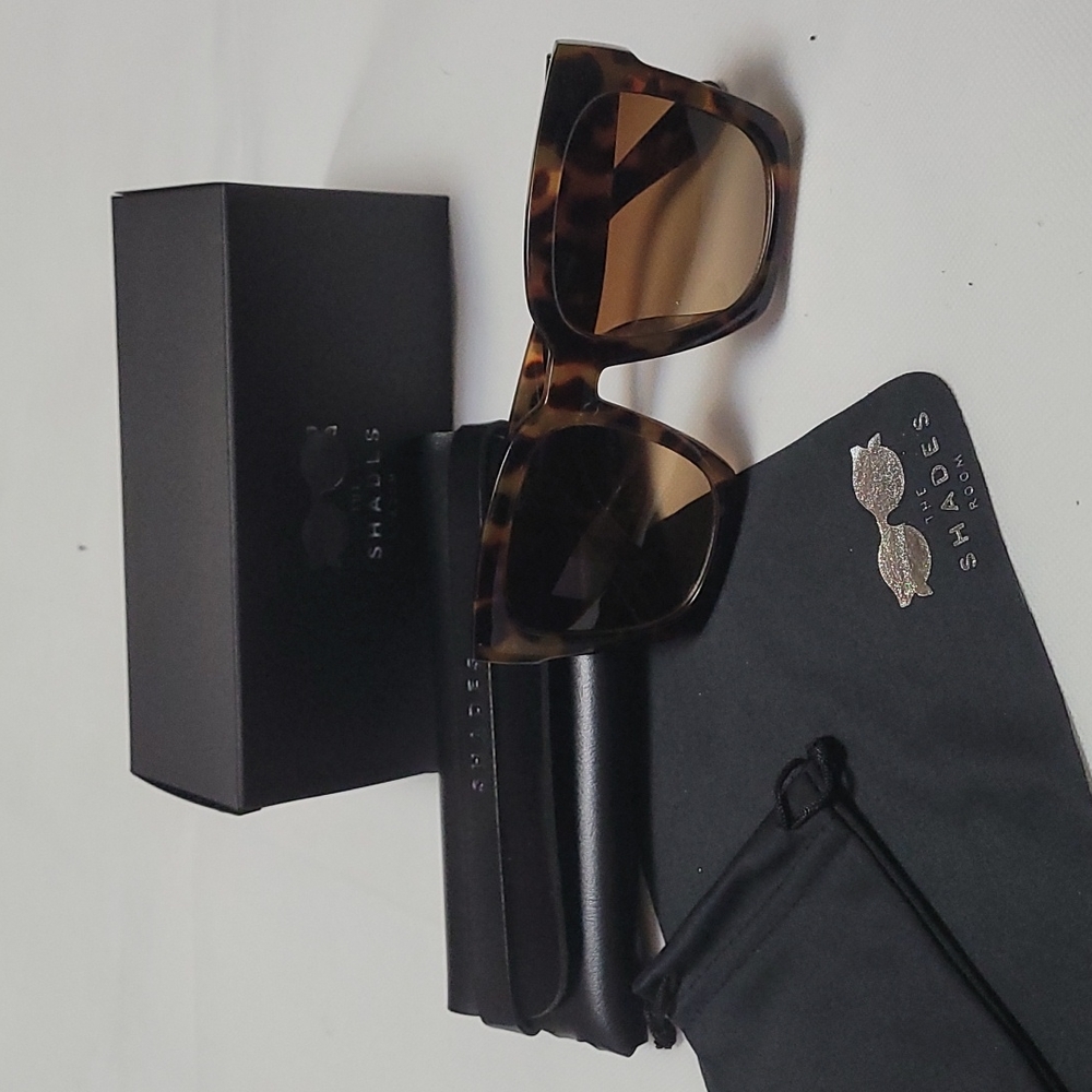 2FOR$30 BRAND NEW TRANSPARENT LENS  GOLD FLAT TOP FRAME SUNGLASSES +…